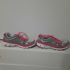 Sneaker shoes / Running shoes